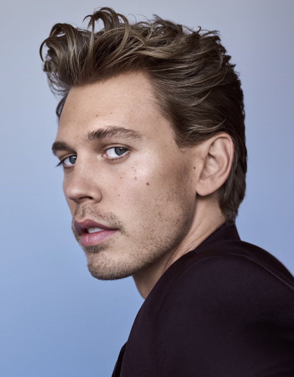 austin throwback tweet media