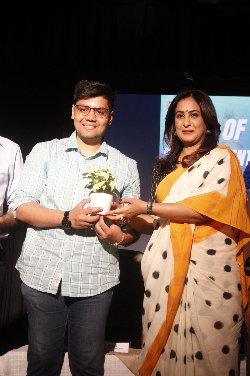 journalismdcac's tweet photo. Honouring those who made the Alma Mater proud!

Mr. Anshul Singh, proud Alumnus was felicitated at Indraprastha Dialogue 2026- The Annual Fest of the department of Journalism, DCAC for his spectacular achievement of AIR 873 in the UPSC 2025 examination. https://t.co/d6qP8rQYtY