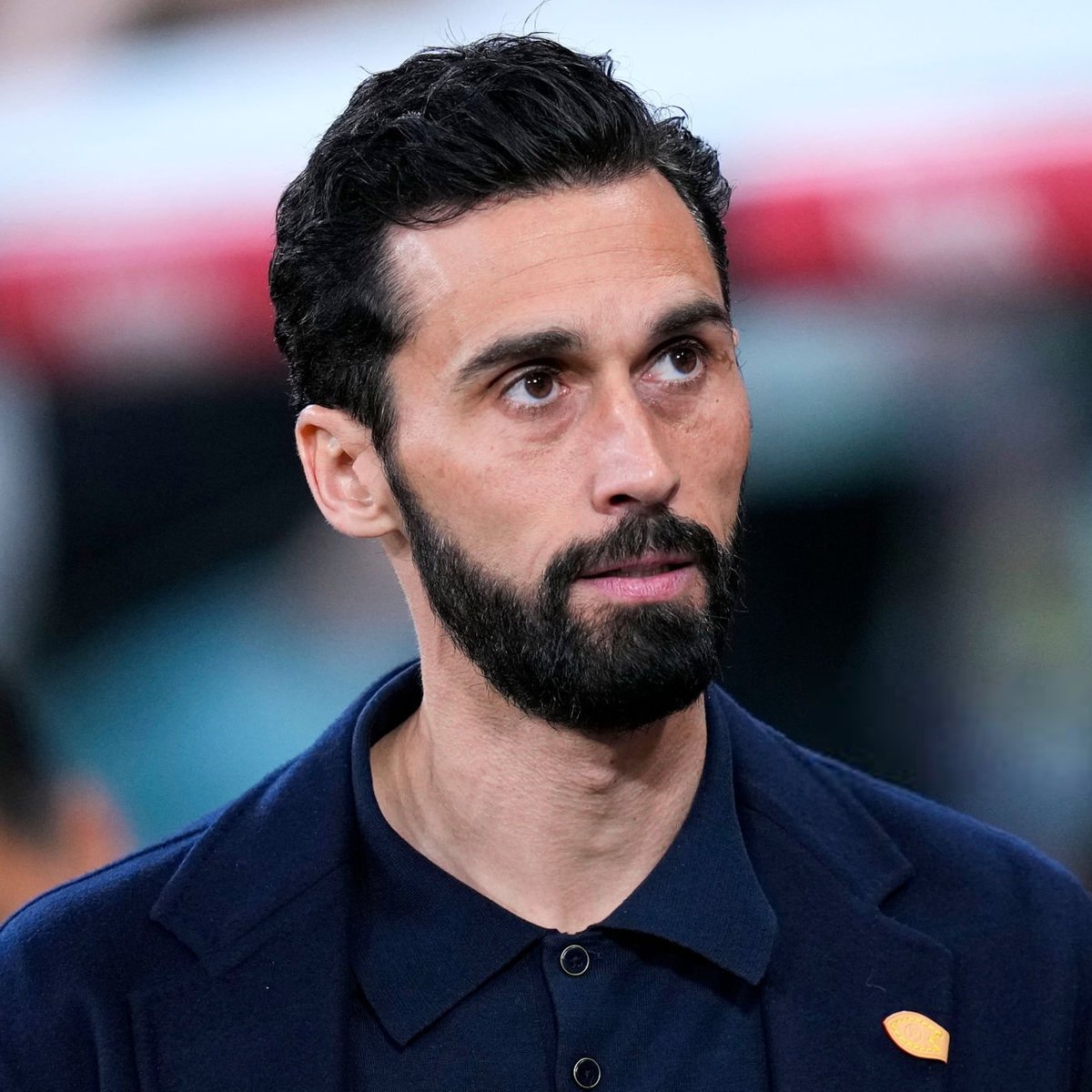 VibesFoot's tweet photo. 🗣️ Alvaro Arbeloa 🇪🇸 : « 𝗦'𝗶𝗹 𝘆 𝗮 𝘂𝗻𝗲 𝗲́𝗾𝘂𝗶𝗽𝗲 𝗾𝘂𝗶 𝗽𝗲𝘂𝘁 𝘃𝗲𝗻𝗶𝗿 𝗮̀ 𝗹'𝗔𝗹𝗹𝗶𝗮𝗻𝘇 𝗲𝘁 𝗴𝗮𝗴𝗻𝗲𝗿, 𝗖’𝗘𝗦𝗧 𝗟𝗘 𝗥𝗘𝗔𝗟 𝗠𝗔𝗗𝗥𝗜𝗗. 𝗟’𝗘́𝗤𝗨𝗜𝗣𝗘 𝗔𝗩𝗘𝗖 𝟭𝟱 𝗟𝗜𝗚𝗨𝗘 𝗗𝗘𝗦 𝗖𝗛𝗔𝗠𝗣𝗜𝗢𝗡𝗦. » 🏆🤍 https://t.co/9Mzlqzvzrr