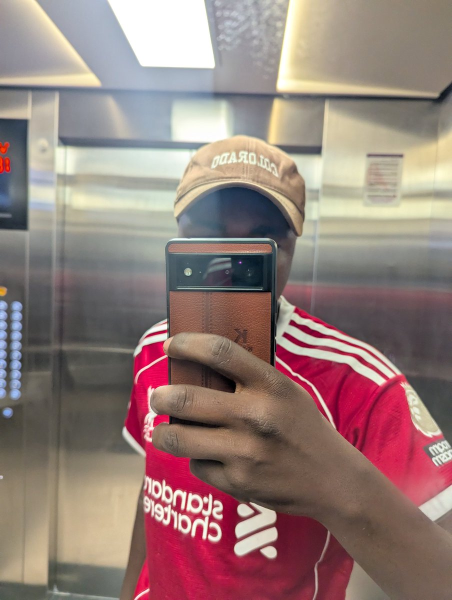 Bony 📚 tweet media