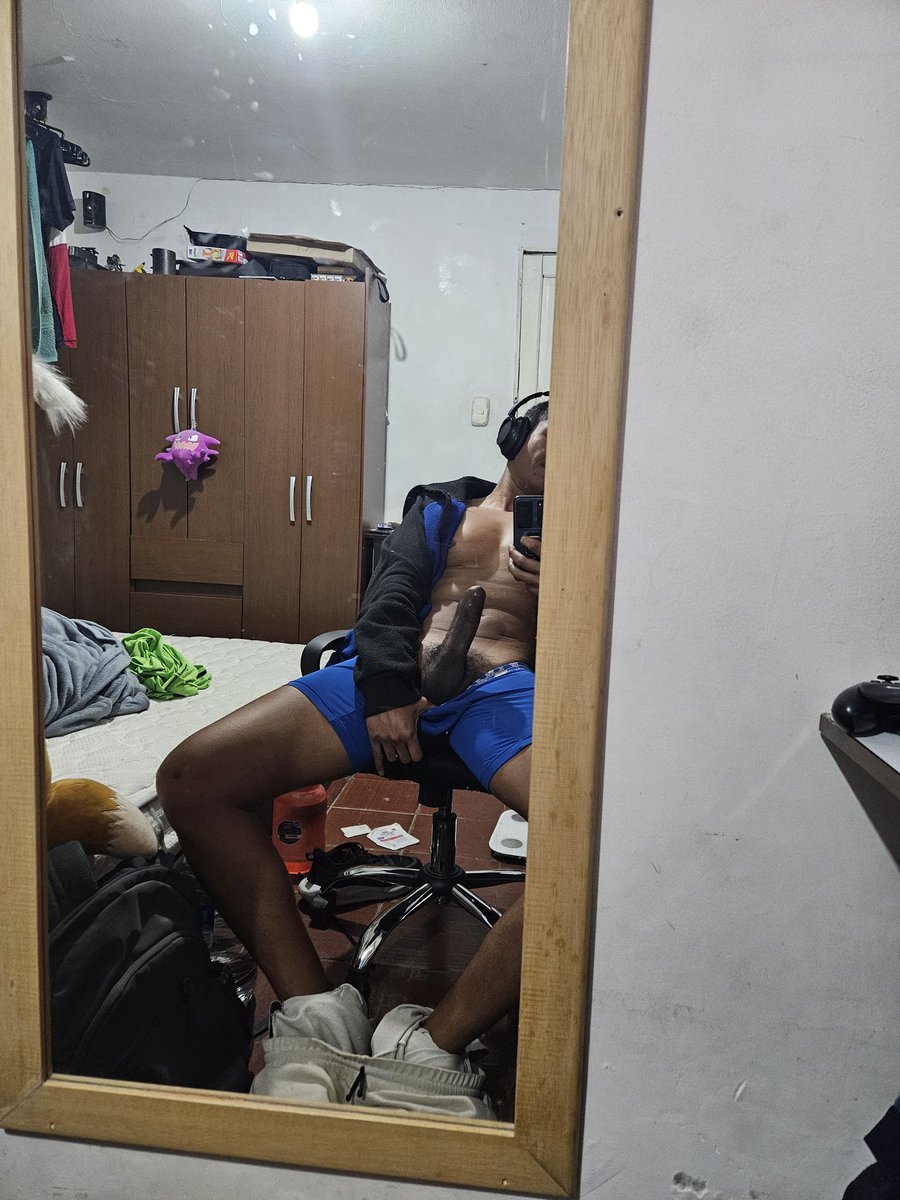 Brendt90's tweet photo. Tocará partir culos pa arreglar un corazón roto https://t.co/KD7qtS5VgV