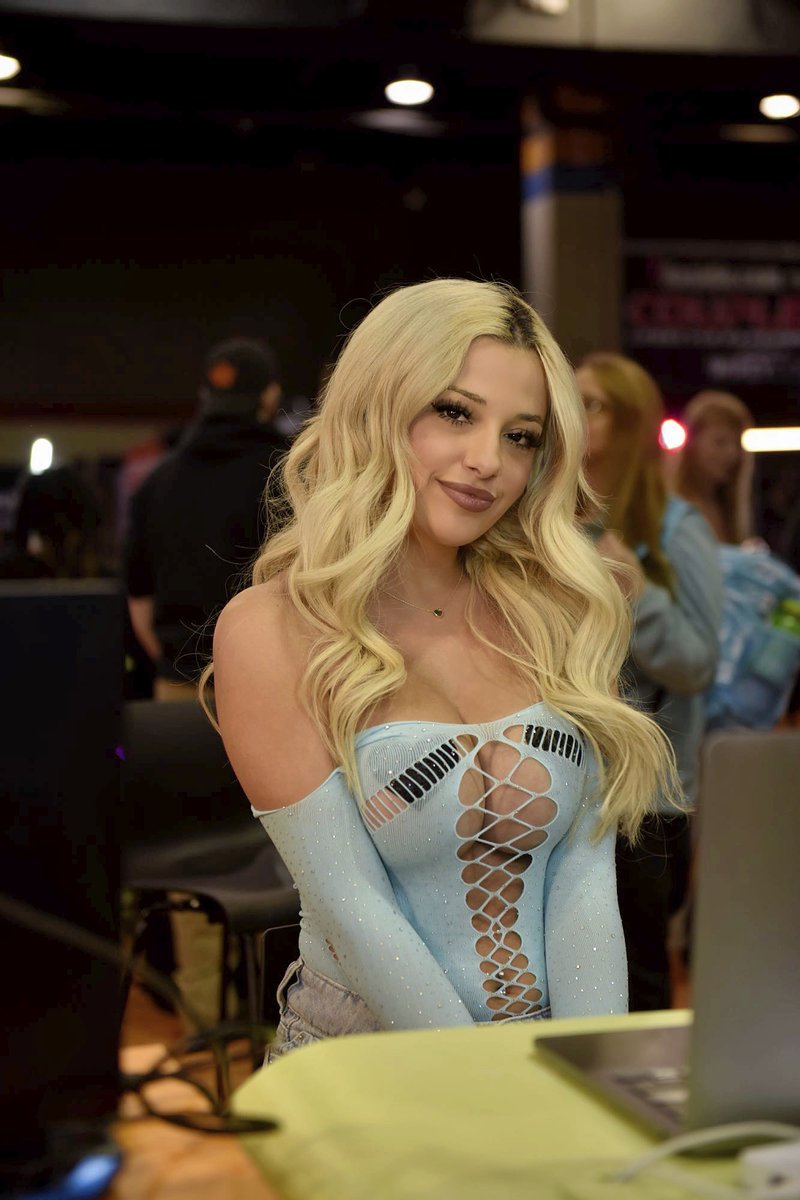 Nani - Exxxotica - Chicago - April 10-12 tweet media