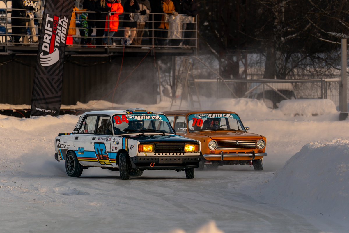 Thefrudgart tweet media