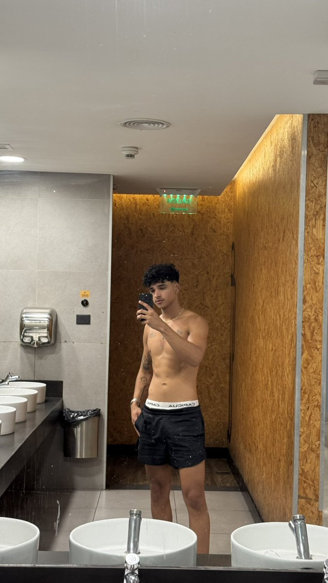 Richard S tweet media