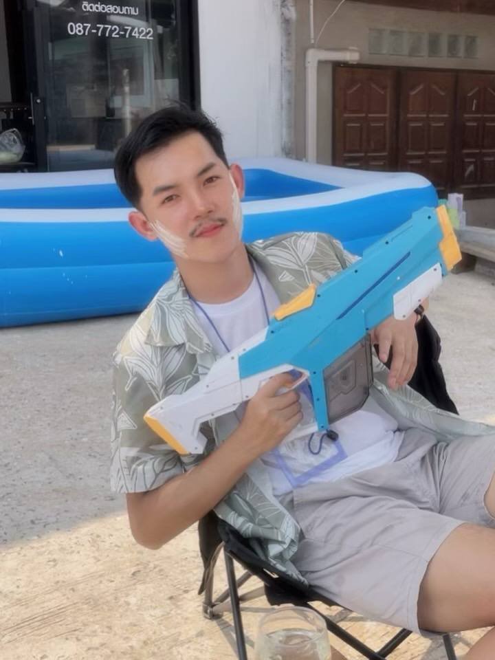 จิรายุ tweet media