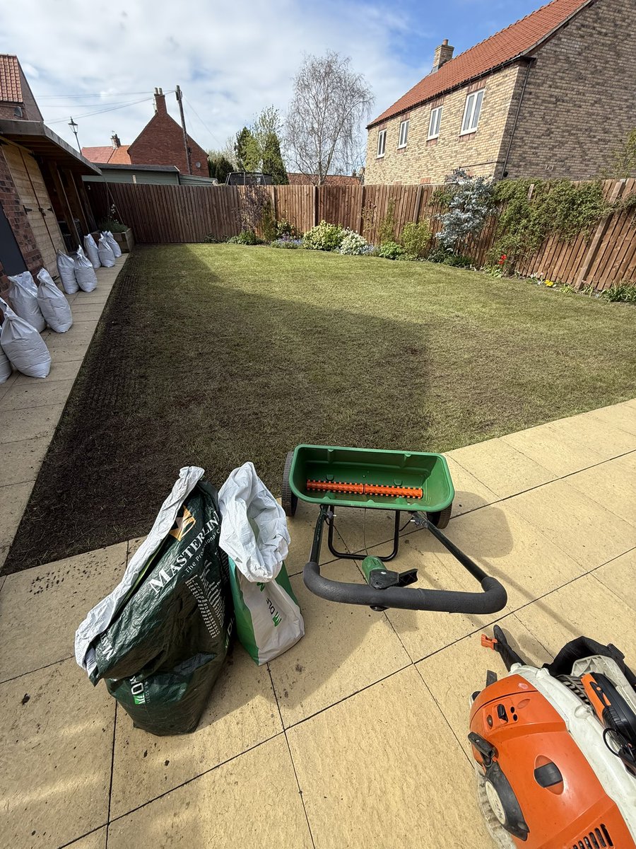 LMNorthYorks's tweet image. Plenty on today… actually remembered to photo this last one #renovation #lawnmaster 🌱 🪄 Look forward to the results ✅