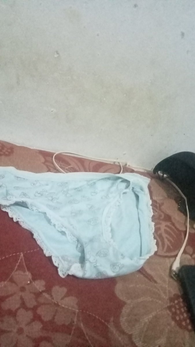 Butiran Debu tweet media