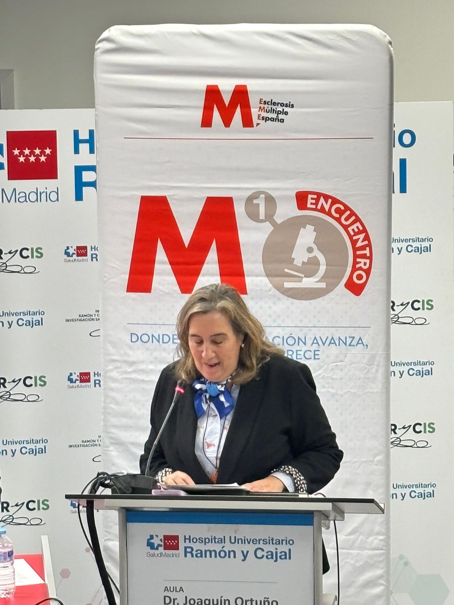 esclerosiseme's tweet photo. 💚✨ Beatriz Martínez de la Cruz, directora de Esclerosis Múltiple España, puso el broche final al #EncuentroM1
🗣️ “Desde Esclerosis Múltiple España estamos especialmente orgullosos de poder dar continuidad al #ProyectoM1”
🙏 “Gracias por creer y apostar en la investigación junto a nosotros. Y, sobre todo, por demostrar que cuando avanzamos juntos/as… la esperanza crece”
🔬🤝 Un cierre que refleja el compromiso, la unión y el impulso colectivo hacia un futuro mejor
🔗 Más información sobre cómo colaborar en https://t.co/NMpPL34CG2
Gracias al Hospital Ramón y Cajal por acoger este primer Encuentro M1 2026. Instituto Ramón y Cajal de Investigación Sanitaria @NeurologiaRyC
#EncuentroM1 #ProyectoM1 #EsclerosisMúltiple #EME