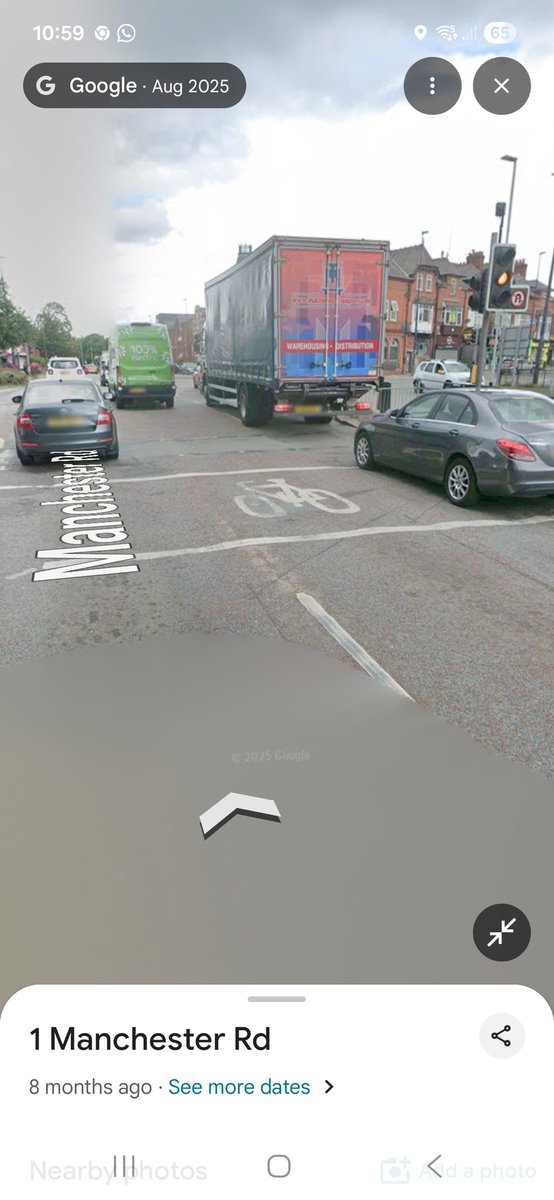 CraigBirtwistl2's tweet photo. Will we finally get a right filter light at the Manchester road junction in #Walkden? Let's keep pushing for it. 
One day a serious accident will happen due to careless drivers going through on red. 
https://t.co/3HFYatGyap https://t.co/Bw0XSirgYo