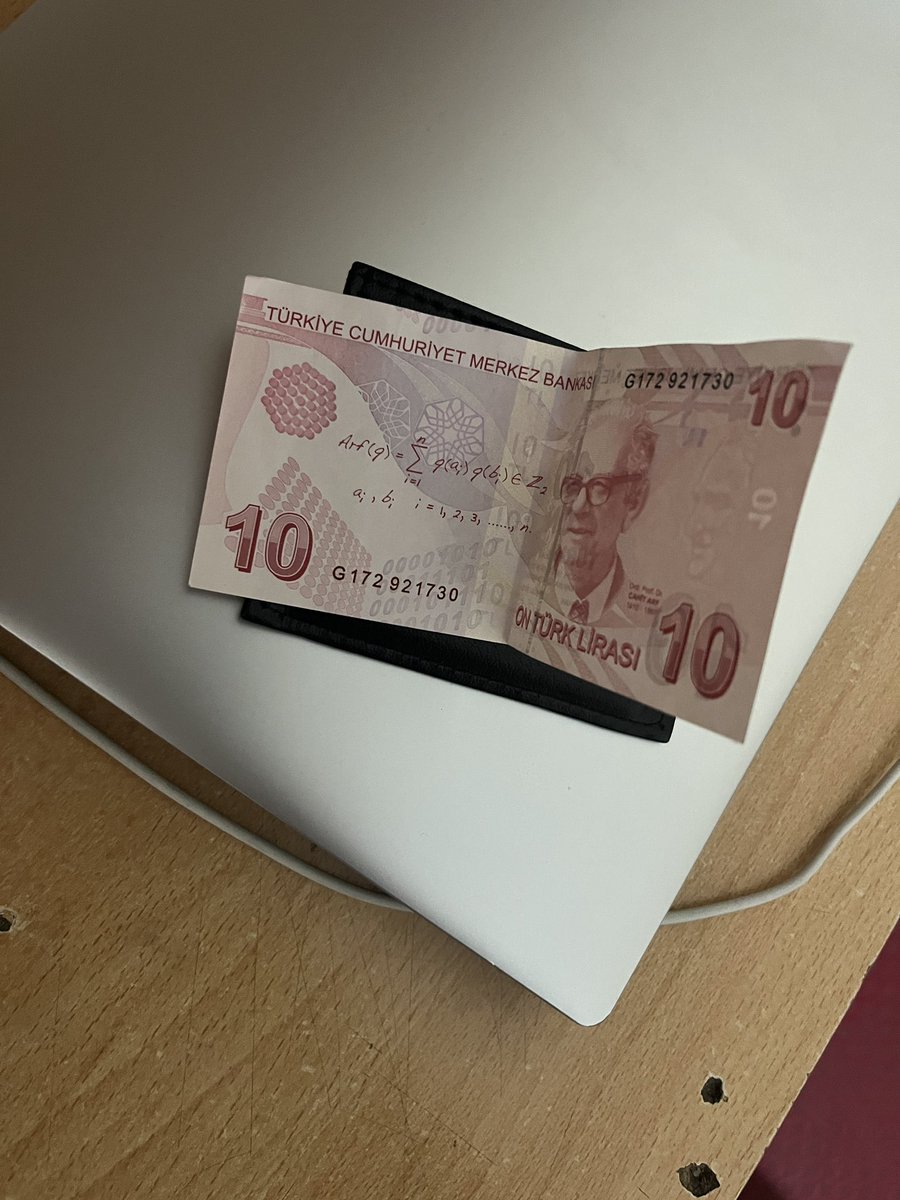 penaltı çalmayan hakem tweet media