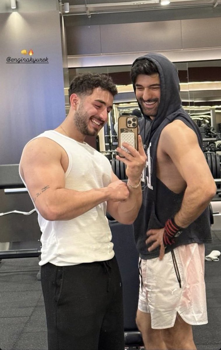 •𝒅𝒂𝒎𝒍𝒂💧 tweet media