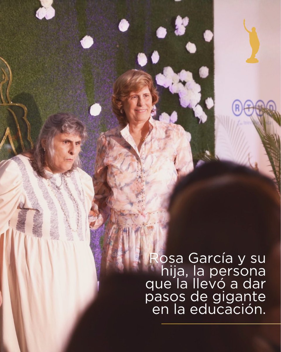 PremioMQI's tweet photo. Rosa García, Premio Mujeres que Inspiran 2025 nos enseñó como el amor es un motor sin detenimiento para alcanzar grandes metas🏆📚✨. https://t.co/AOTYXznwoK