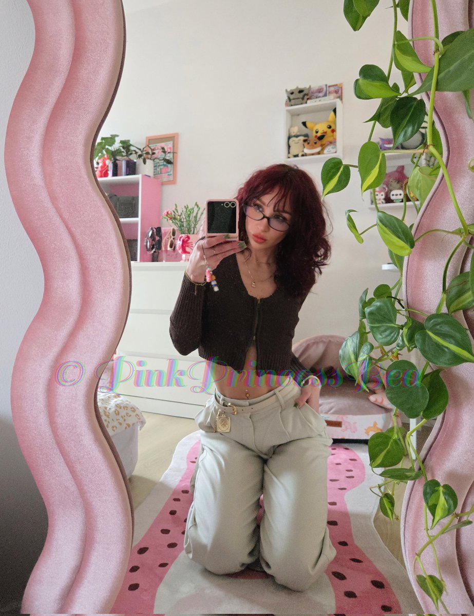 Goddess Beatrice | Pink Princess ✨ tweet media