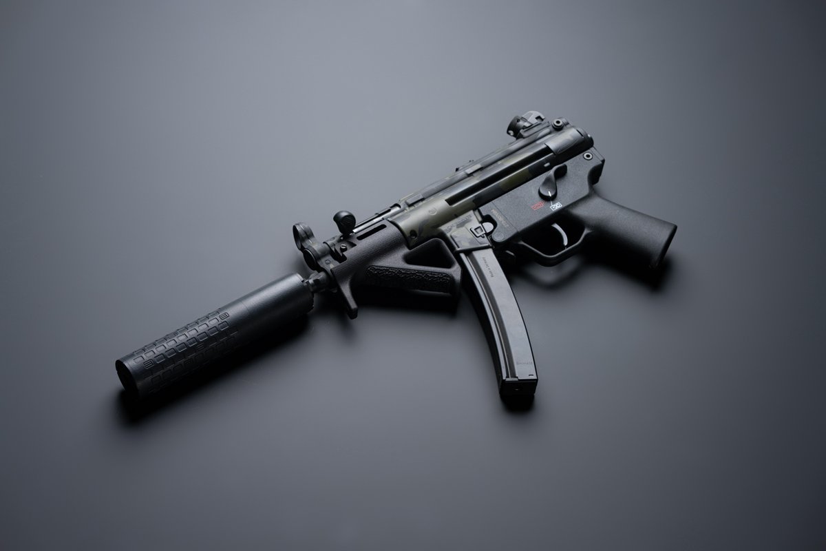 MP5-K AFG. Comfort where space is limited.