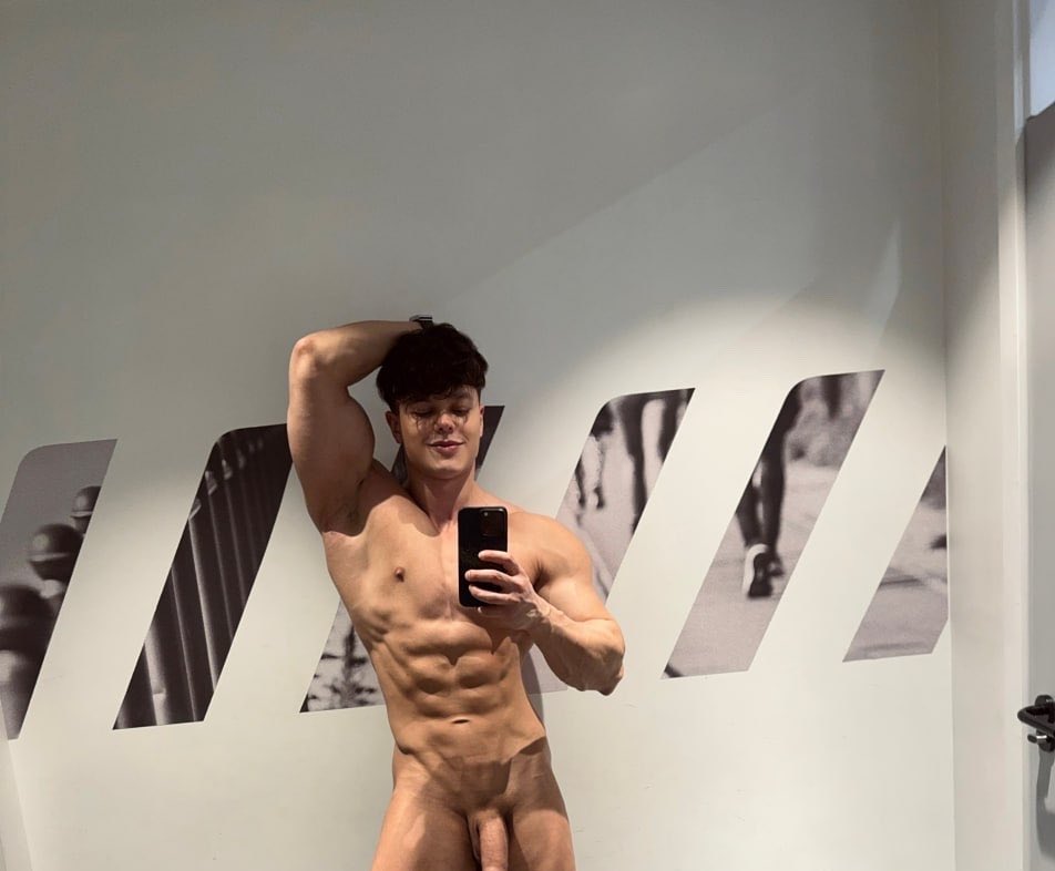Pro bodybuilder experience tweet media