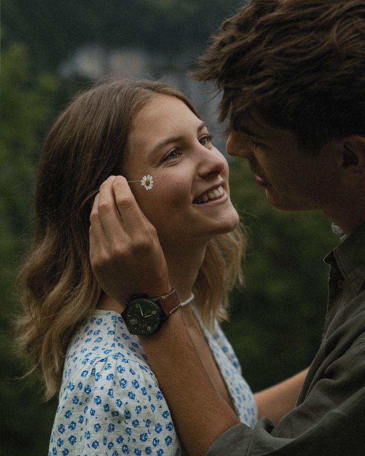 TheDualToungue's tweet image. Your beauty doesn’t arrive
it repeats,
like a soft #loop of light
finding its way back to you.

In every glance,
there’s a quiet return,
a rhythm of wonder
that never quite finishes.

Even the air seems to circle you,
learning the shape of your presence,
as if loving you once
was