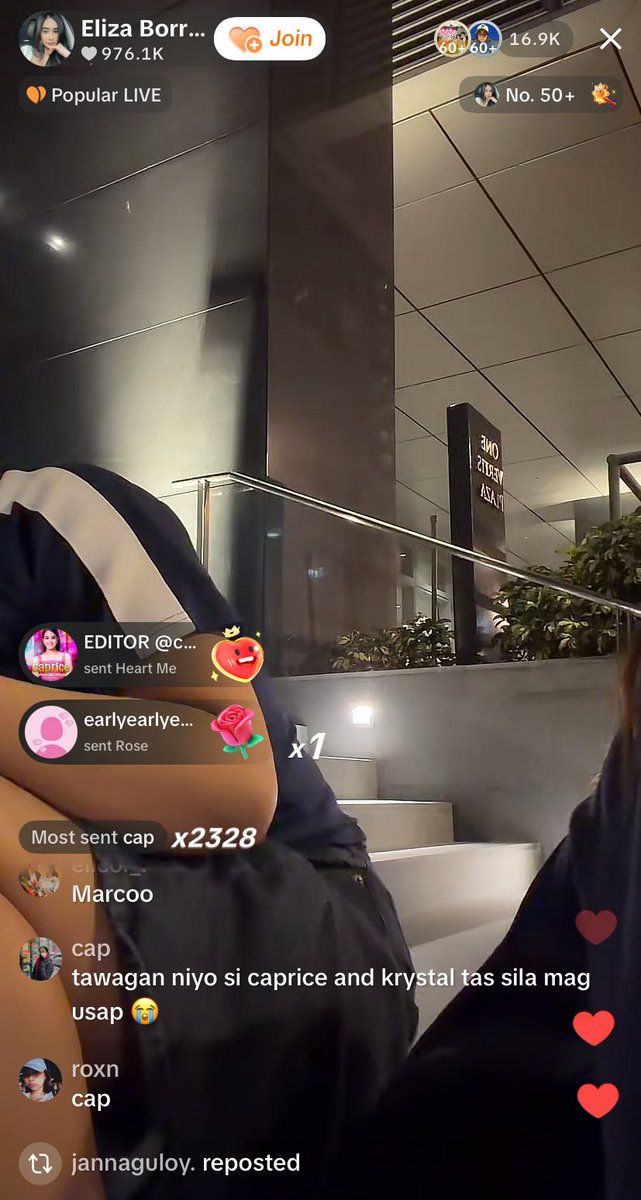 _userneymm's tweet image. Most sent “cap”

Eli: uy wala akong number ni caprice
Che anne: si krys—[nagtago both]

Wala na ayan nanaman sila BWUVSHABAHABAHAH

#Capkrys | #ElizaBorromeo