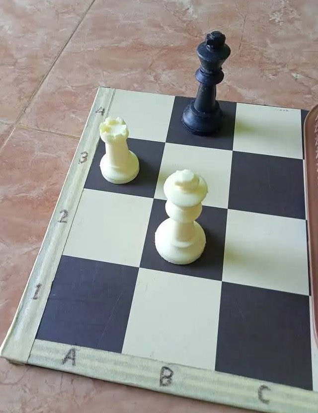 Chess Feed tweet media