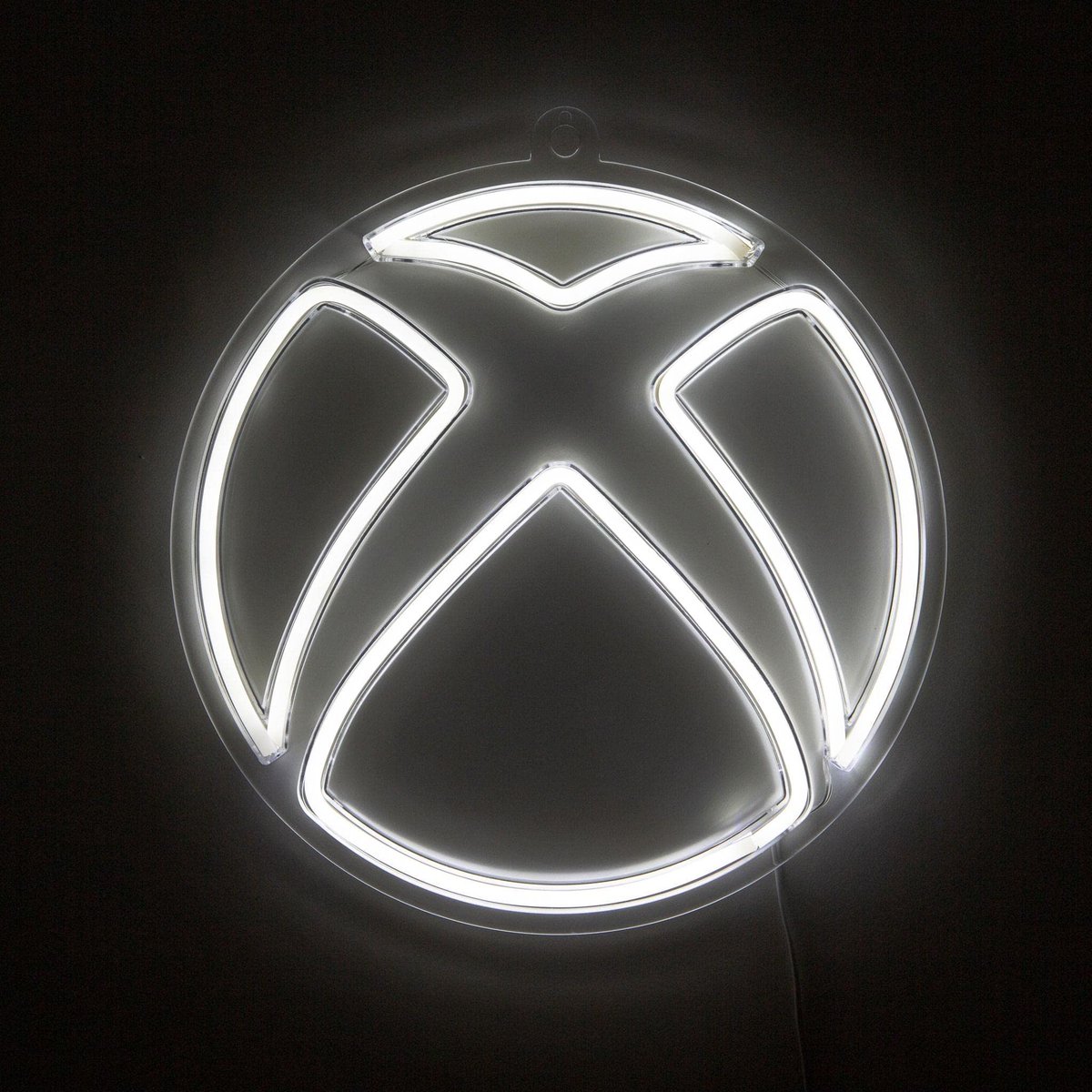 zfnan21's tweet image. بشكل رسمي🚨

لعبة REPLACED متاحة الان بشكل (حصري) على XBOX /PC
ومنذ اليوم الاول لخدمة XBOX GAME PASS

🟢اللعبة تدعم اللغة العربية (رسمياً) 💚

#XboxGamePass #xbox #pc #REPLACED