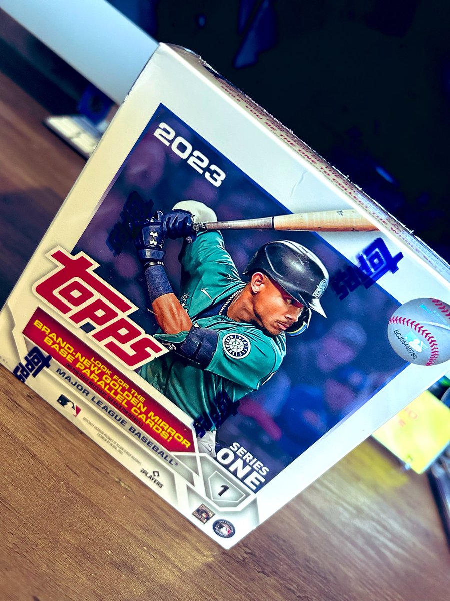 ross11ross's tweet photo. RIP IT! ⚾️ https://t.co/vRineI8ydR