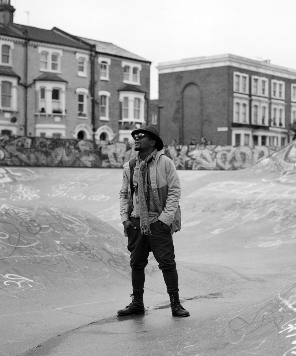 Itch Radio tweet media