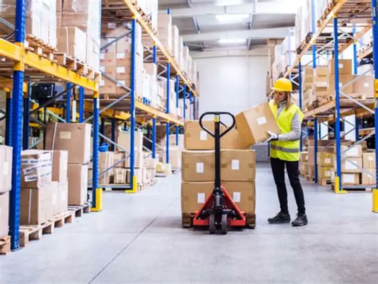 Cartesian_K's tweet image. Manual workflows still dominate.
Not because they’re better—
but because change feels risky.

Explore: bit.ly/3TqLUtp

#Warehouse #Automation #SupplyChain