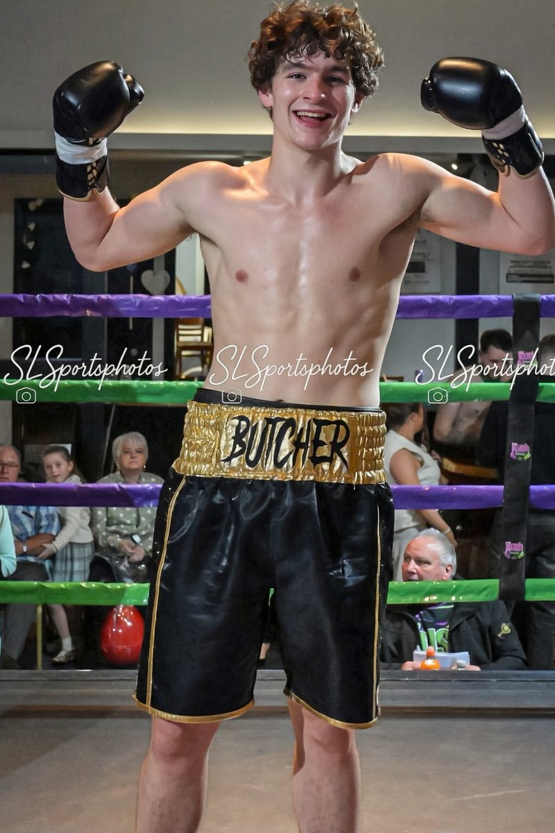 jfolles78 tweet media