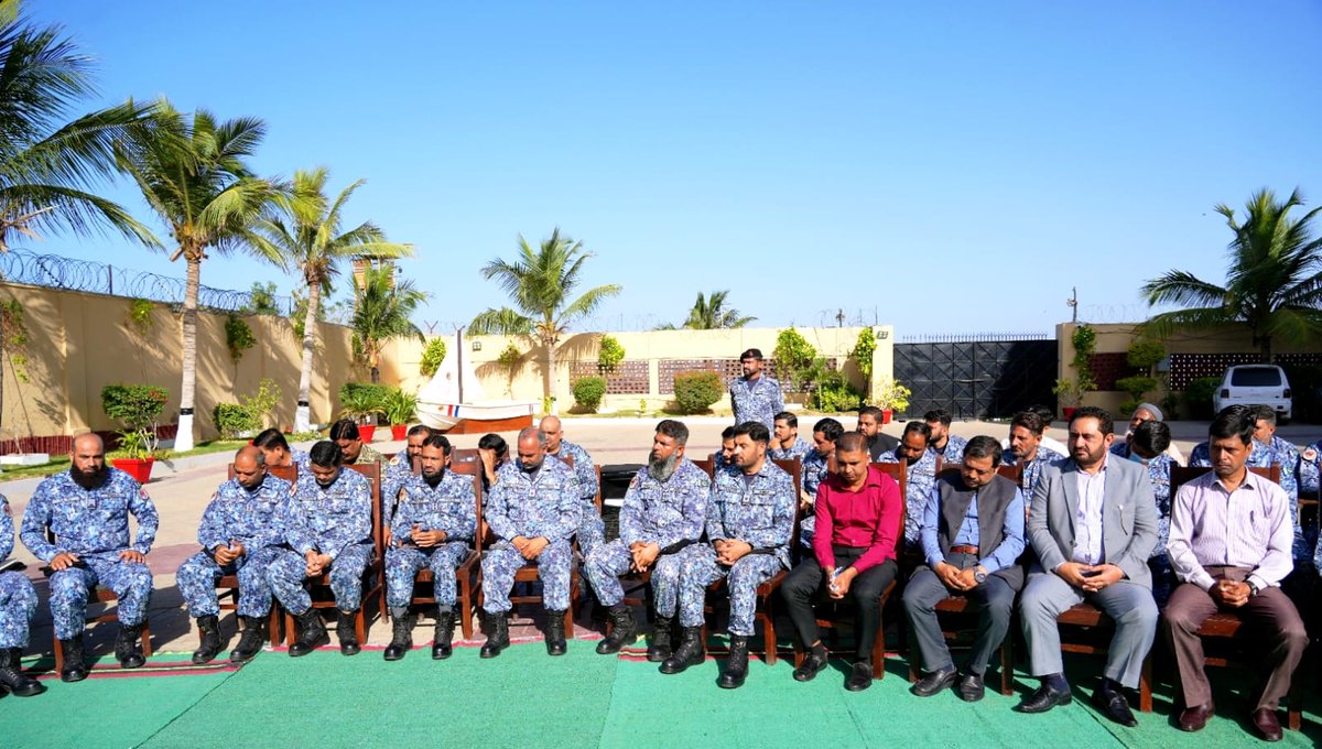 PMSAHQ's tweet photo. readiness, personnel welfare and organizational development across PMSA seagoing and ashore units were discussed. The DG PMSA also highlighted prevailing regional dynamics and the evolving global security environment, emphasizing preparedness, professionalism (3/4) https://t.co/DmwjbMQ1tK