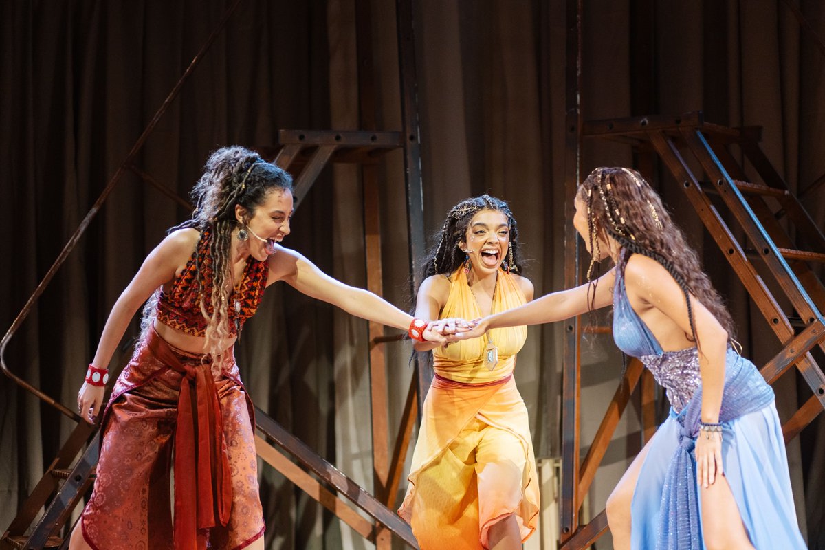 areviewmusical's tweet photo. Magia, O Musical (2026, São Paulo) https://t.co/pAZ2tg3GHH