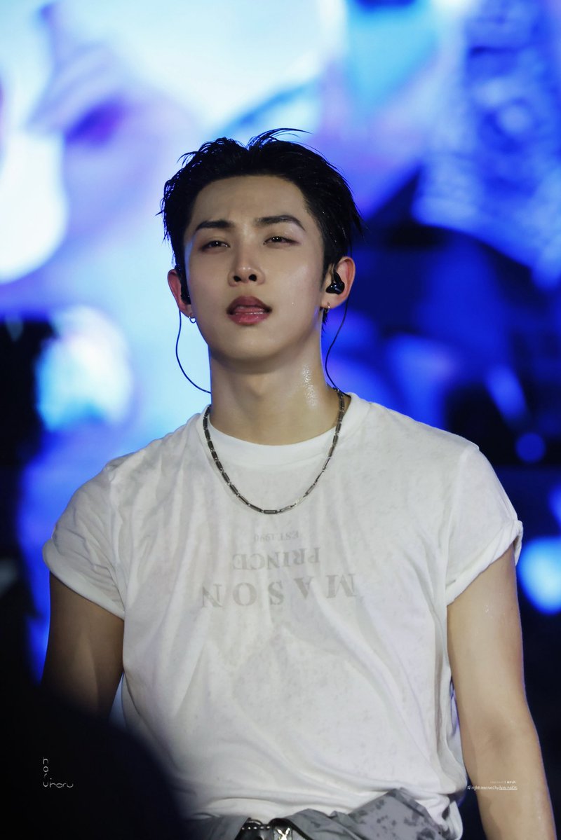 𝑯𝒂𝒓𝒖_𝒉𝒂𝒓𝒖 tweet media