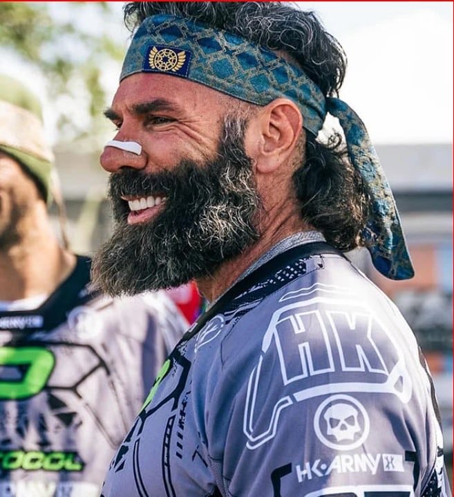 Bilzerian Blitzkrieg tweet media