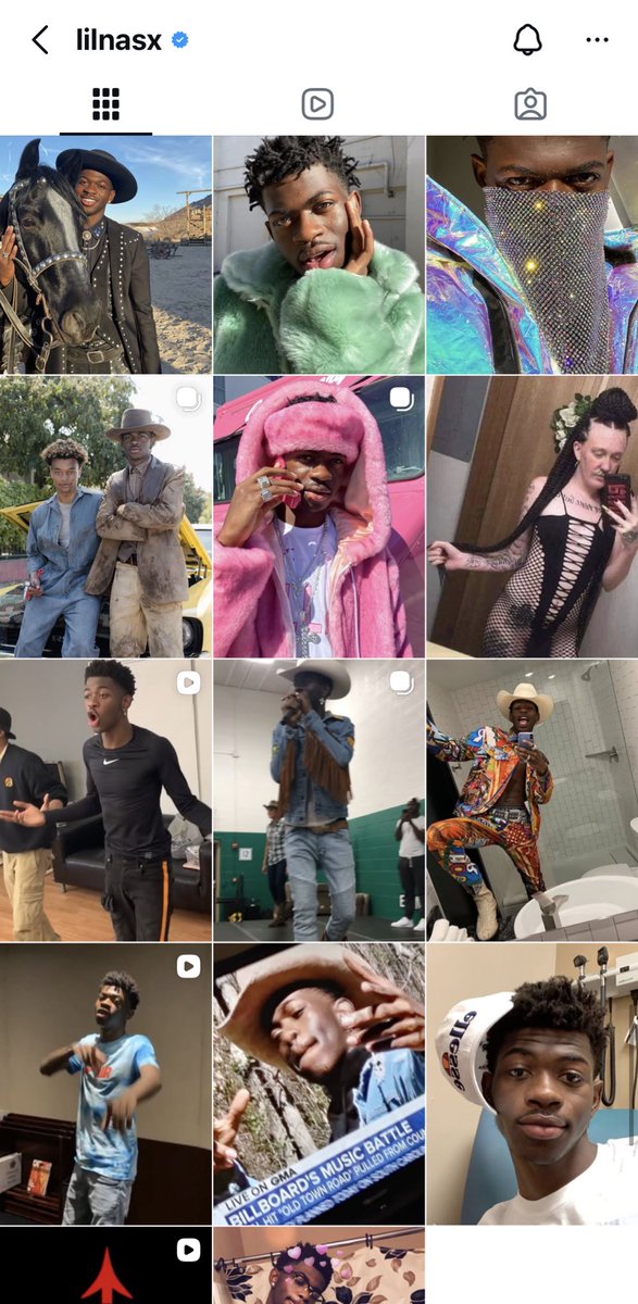🚨 LIL NAS X IS ACTIVE !!!!

Il vient de DÉSARCHIVER 53 POSTS Instagram !!! 

Un retour imminent ? 👀 #DREAMBOY
