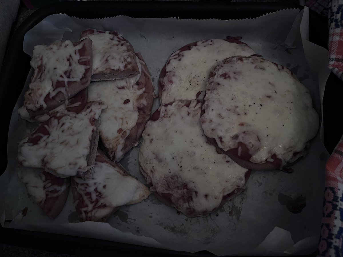 1283940504938282761628495060502725183055029278305я tweet media