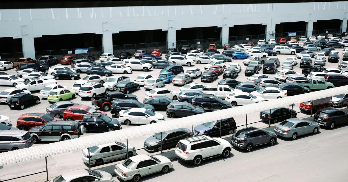 How Much Revenue Can a Parking Space Generate: Everything you need to know about parking revenue per space. Practical guide with expert tips, real scenarios, and parking solutions. parksy.com/blog/how-much-…
