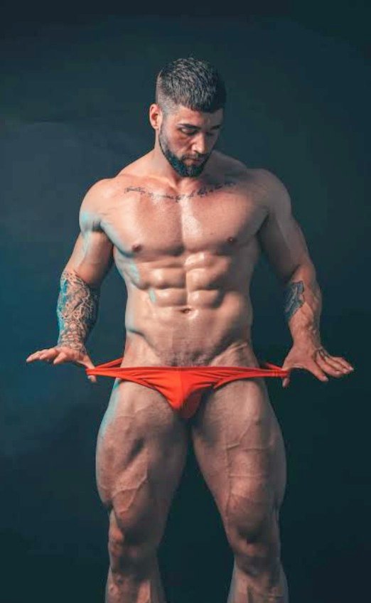 jrasantos100666's tweet image. Rupert Bateman aka Clark Kent, atleta natural americano, 23 anos, 1, 80cm, 90kg, atua como influenciador digital...

#bodybuilder, #bodybuilding, #fisiculturismo, #gym, #bulge, #muscle, #musculosos, #culturismo, #worship, #fitness, #aesthetics