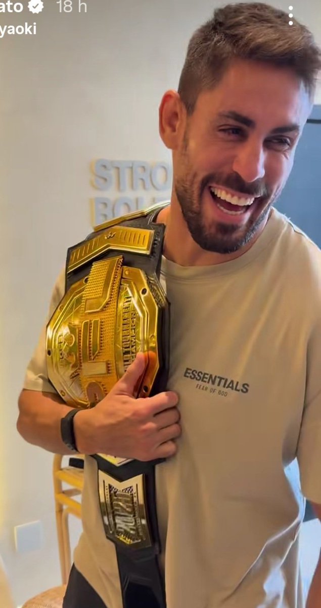 Ficar feliz com a felicidade do outro torna nossos dias mais leves,tão incrível poder ter visto cada batalha superada e finalmente realizando o sonho do bicampeonato, parabéns SAPATO mtos desistem no caminho