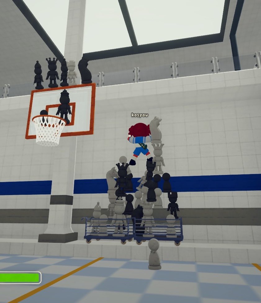 胡ショウ tweet media