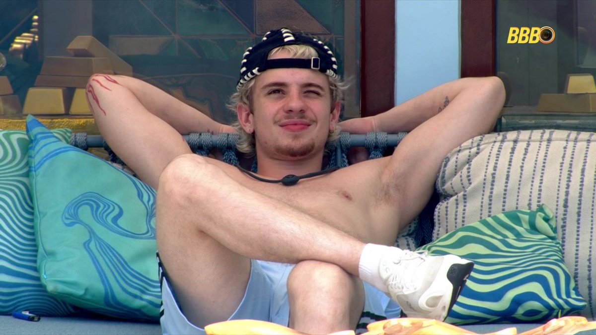 claudia 🐉 tweet media