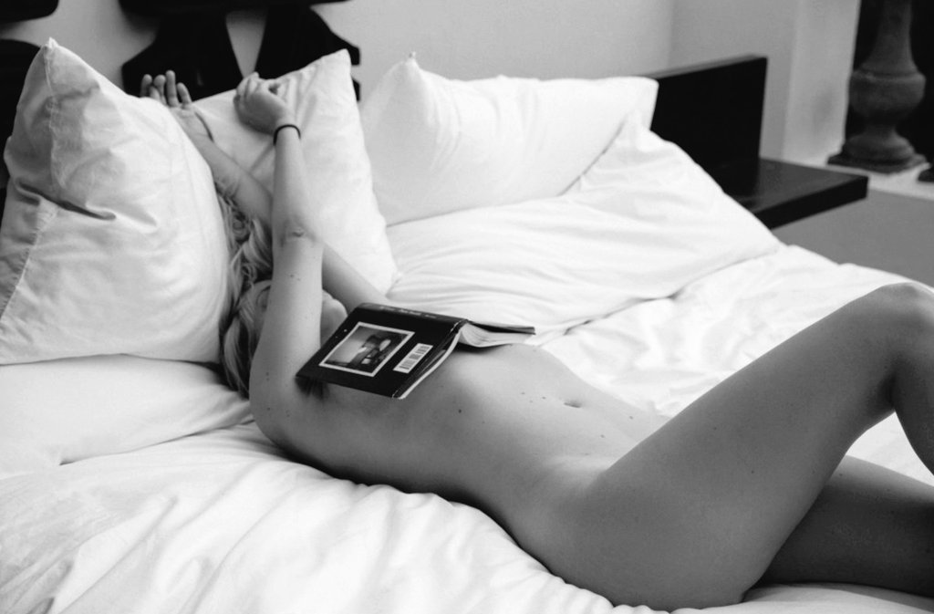 Anna Swir tweet media