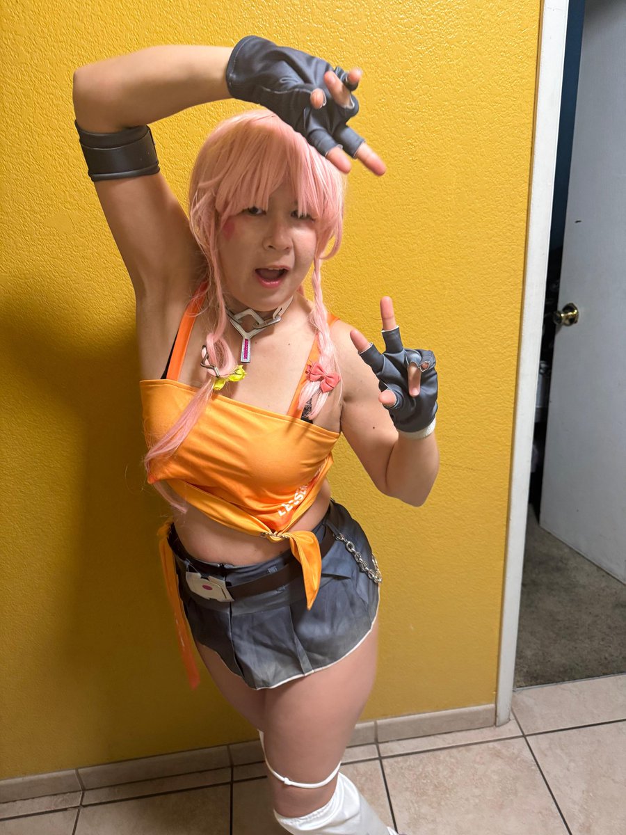 zoey5073's tweet photo. hey ( se me movió la peluca xd ) #mercy #mercykpop #mercycosplay #overwatch #overwactchcosplay #kpop #cosplayer #latina #latinacosplayer #cutecosplayer #argentinacosplayer #mercyovetwatch https://t.co/XOUB3uKSDh