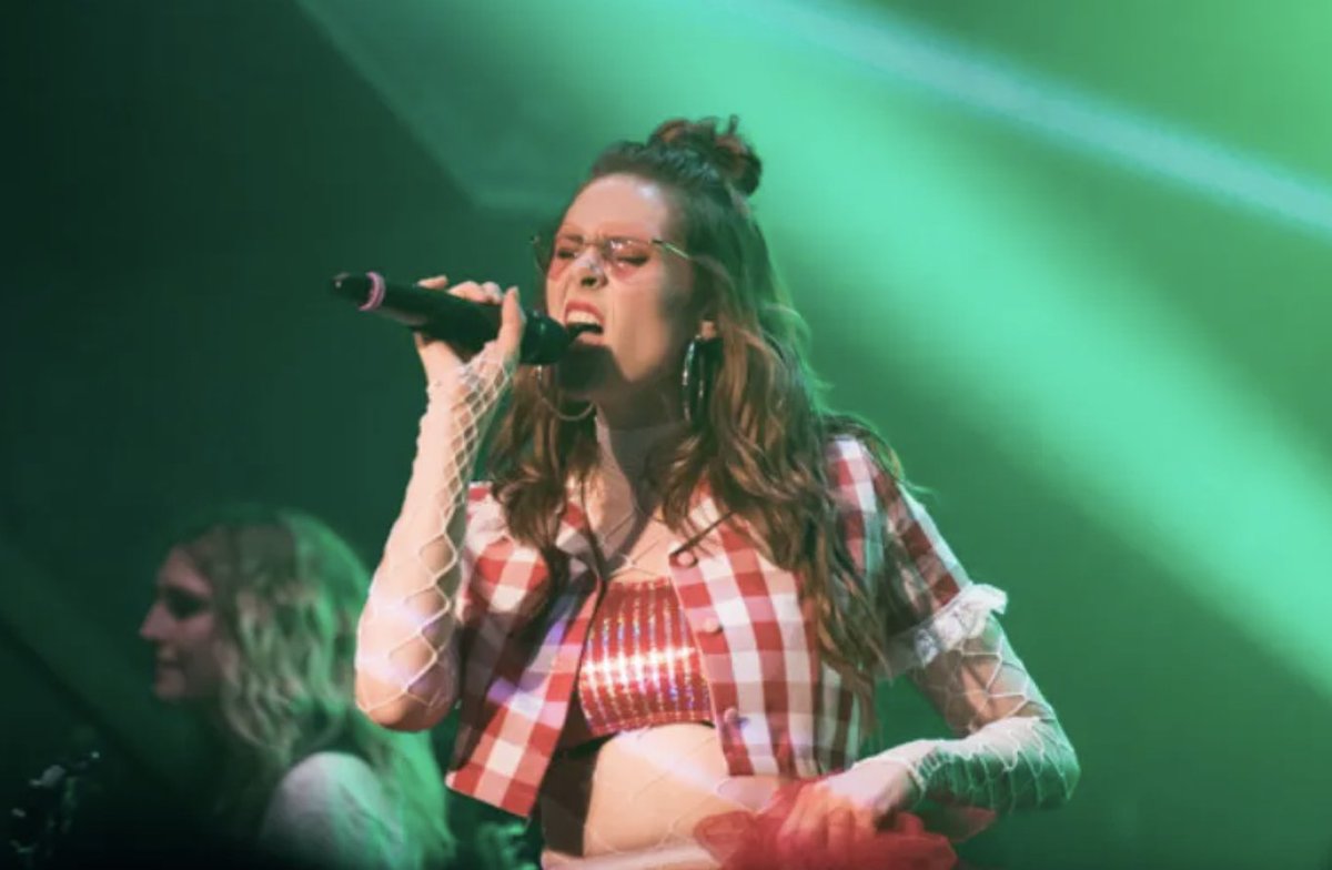 mxdwn's tweet image. .@katenash Shares New Video For Cover Of Sinead O’Connor’s “Famine”

#KateNash #SineadOConnor 

music.mxdwn.com/2026/04/13/new…