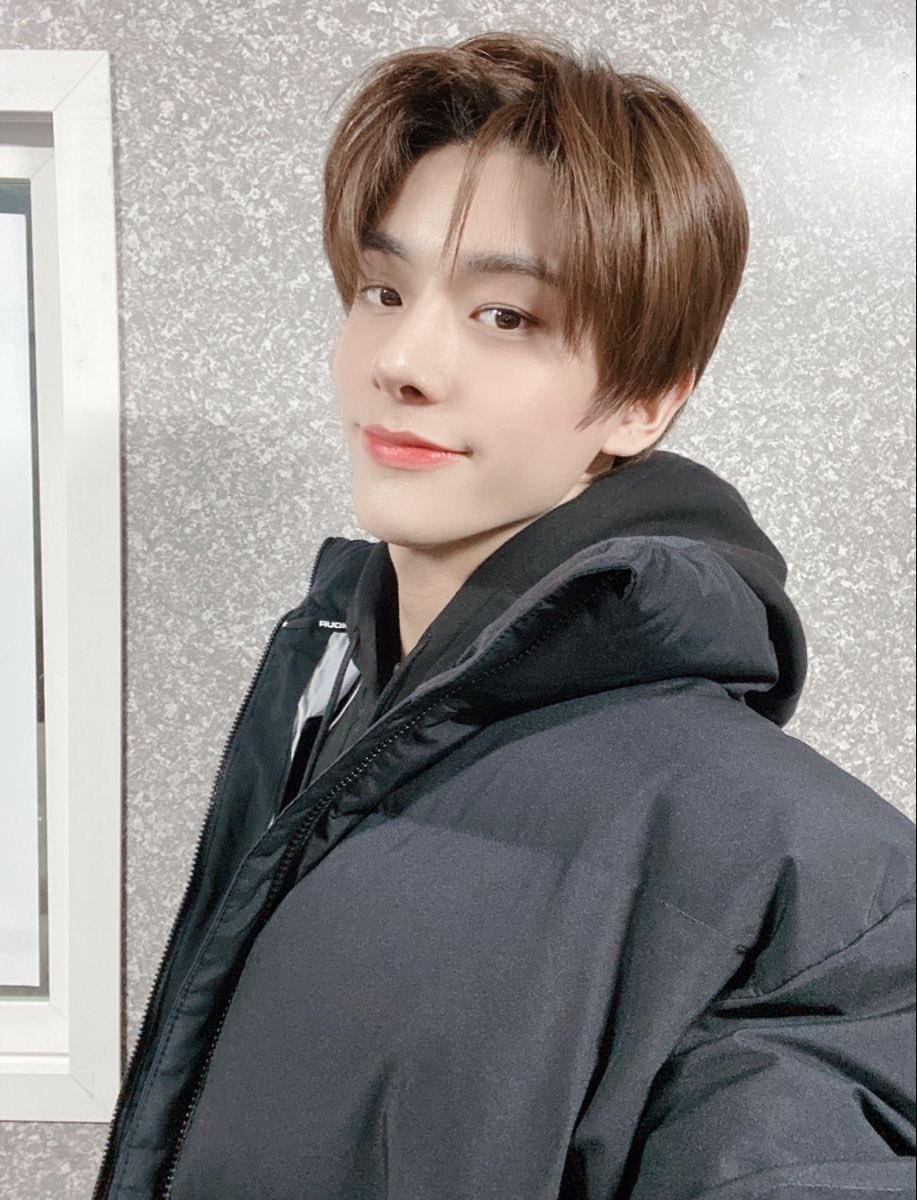 moonckeyl7 tweet media