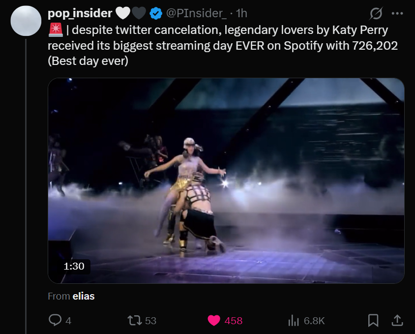 alex シ tweet media