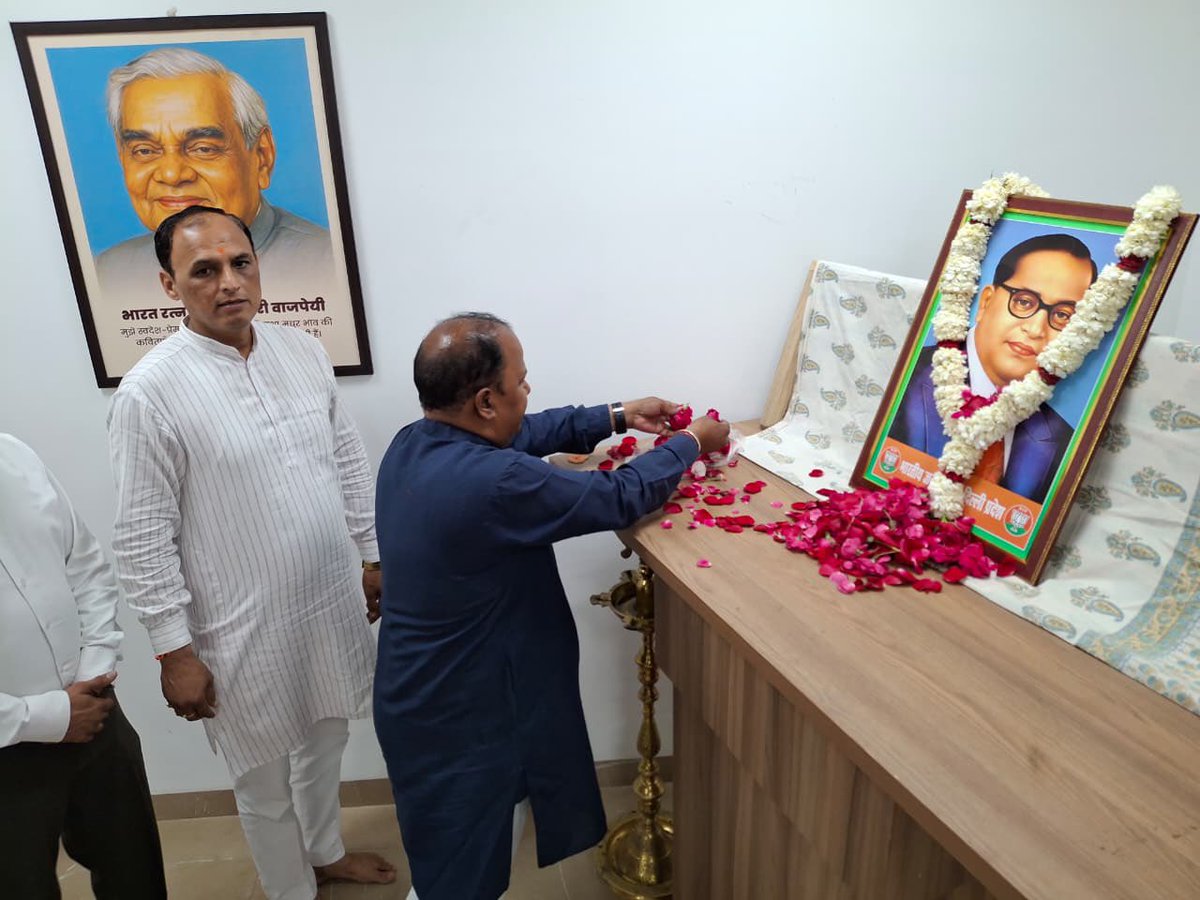 Ravinder Solanki tweet media