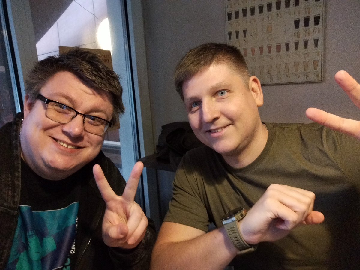 КОНДУКТОР МЯСНОГО ПОЕЗДА tweet media