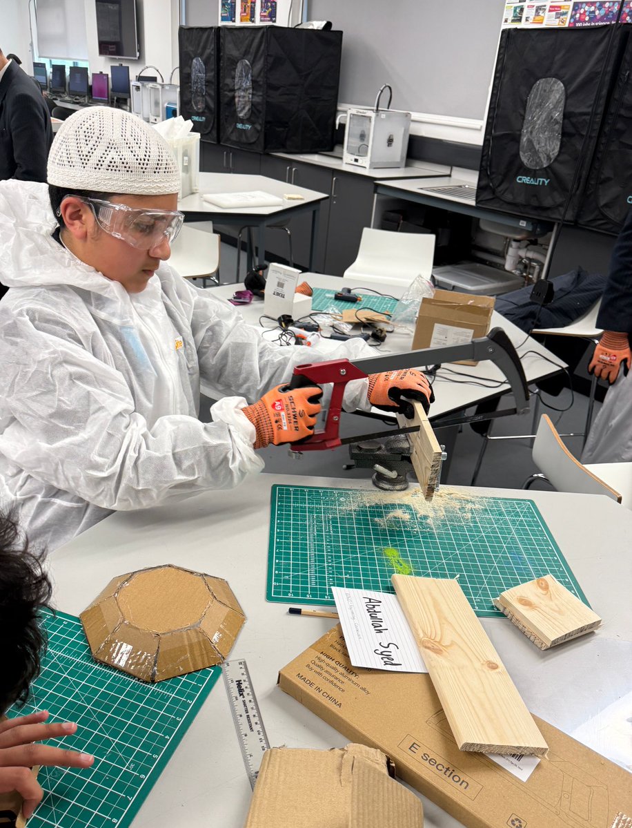 tauheedulboys's tweet image. Hard work, outstanding focus and brilliant progress on display! 🔥
GCSE Product Engineering Design students pushing forward with their prototypes today – loving the dedication and creativity 💪
#GCSE #ProductDesign #DT #PED