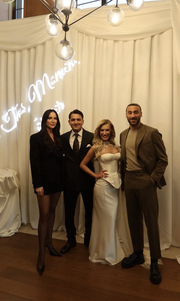 Siyah Çoraplılar tweet media