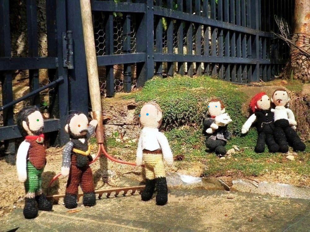 OnlyRedNow's tweet image. The Kids take a break from their labors @RedsKnitDolls, and while the conversation starts out about sand, it soon TURNs to salt water before getting rather salty.  Just Caleb being Caleb😉
#TURNamc