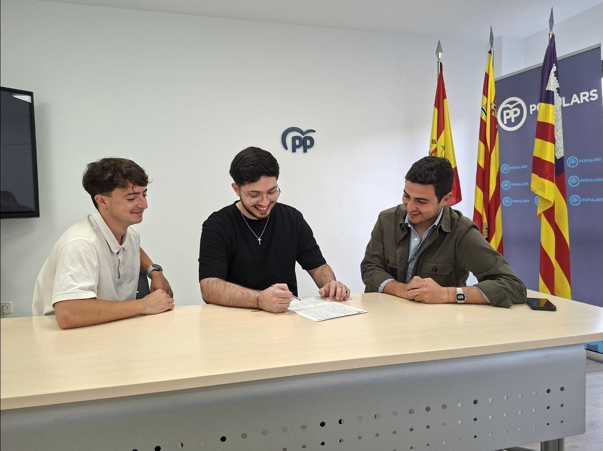 🔵 ➡️ Avui donam la benvinguda a en Miguel Andrés a les Noves Generacions del <a href="/PPEivissa/">PP Eivissa</a>.

Seguim sumant joves compromesos amb el partit que millor representa i defensa la joventut a Eivissa.

Continuem creixent. Benvingut, company!