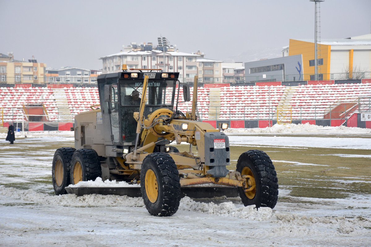 Bu fotoğrafı görünce çok birşey anlatmaya gerek olmadığını düşünüyorum #VanStadyumİstiyor